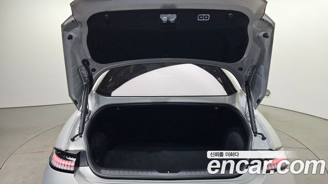 Hyundai Ioniq 6 Long Range Exclusive + 2023 — фото 20