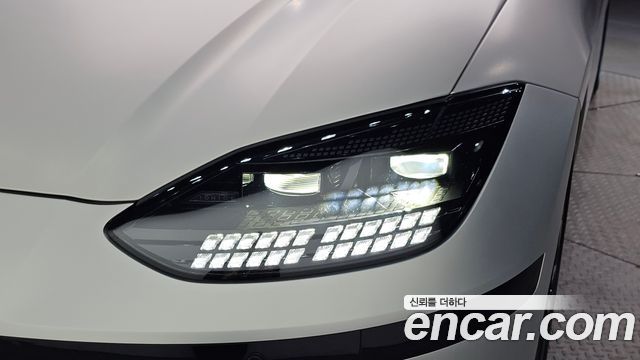 Hyundai Ioniq 6 Long Range Exclusive + 2023 — фото 22