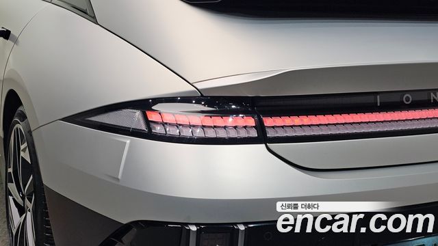 Hyundai Ioniq 6 Long Range Exclusive + 2023 — фото 23