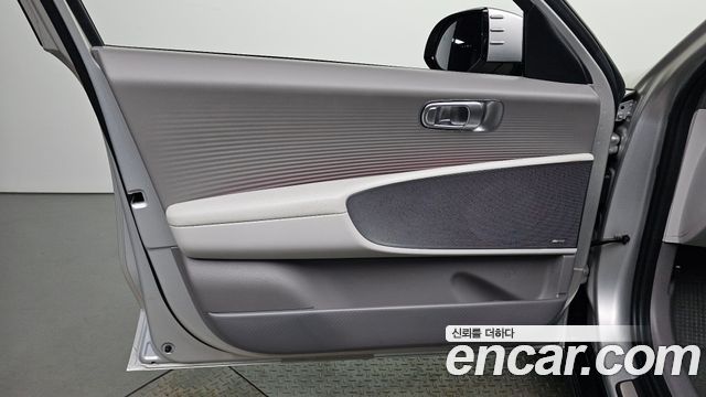 Hyundai Ioniq 6 Long Range Exclusive + 2023 — фото 24