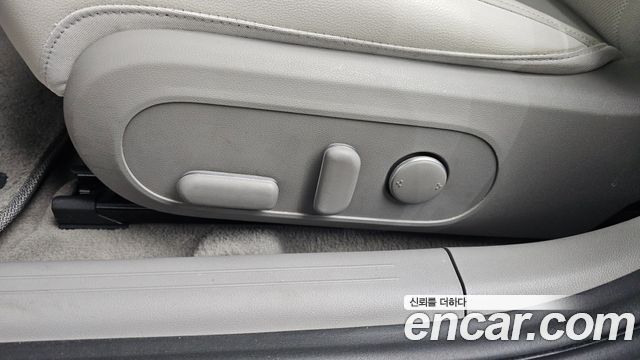 Hyundai Ioniq 6 Long Range Exclusive + 2023 — фото 30