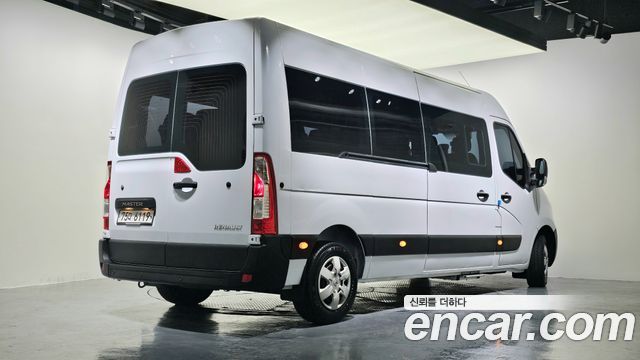 Renault Korea Master 2.3 15-Seater 2020 — фото 2