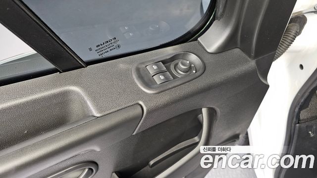 Renault Korea Master 2.3 15-Seater 2020 — фото 16