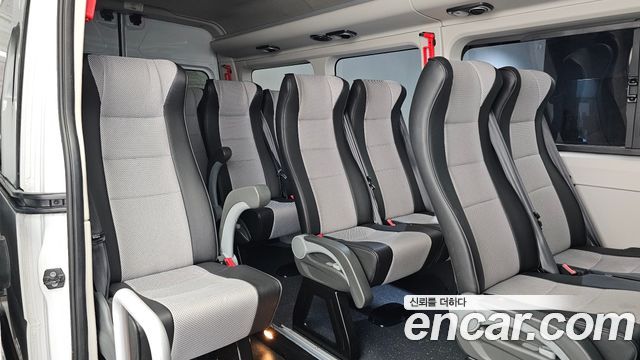 Renault Korea Master 2.3 15-Seater 2020 — фото 32
