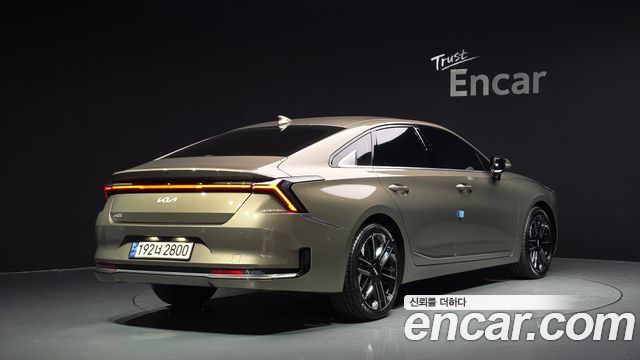 Kia K8 2.5 Gasoline 2WD Noblesse 2025 — фото 2