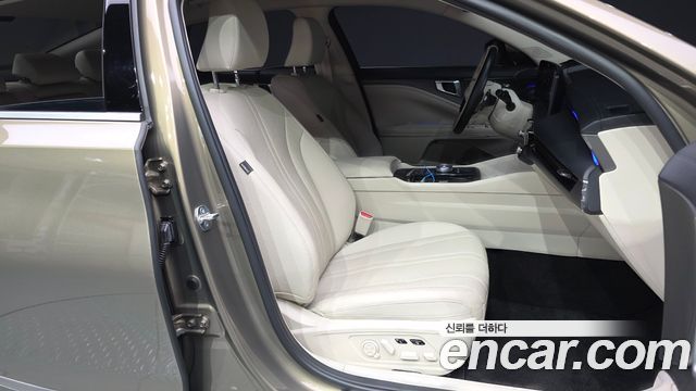 Kia K8 2.5 Gasoline 2WD Noblesse 2025 — фото 11