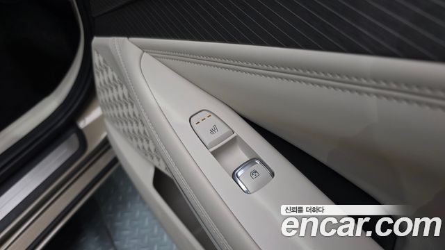 Kia K8 2.5 Gasoline 2WD Noblesse 2025 — фото 18