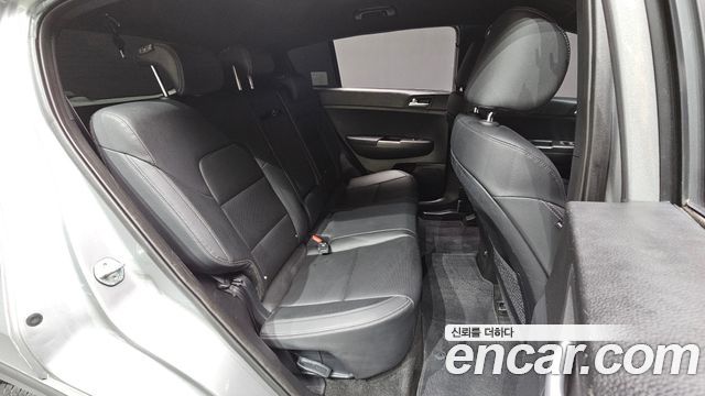 Kia Sportage The Bold Diesel 1.6 2WD Prestige Gravity 2022 — фото 11