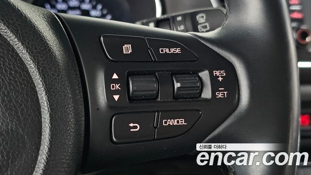 Kia Carnival 9-Seater Luxury 2019 — фото 21