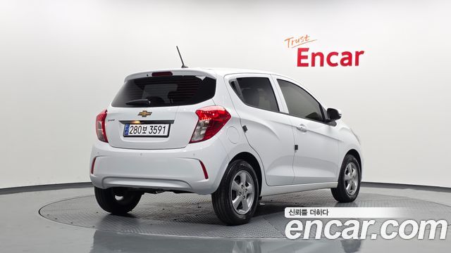 Chevrolet Spark LT 2022 — фото 2