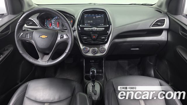 Chevrolet Spark LT 2022 — фото 7