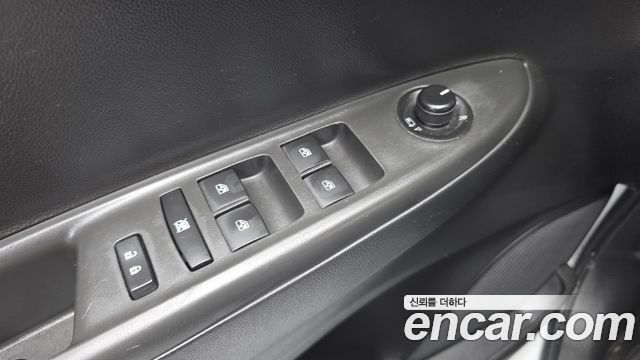 Chevrolet Spark LT 2022 — фото 13