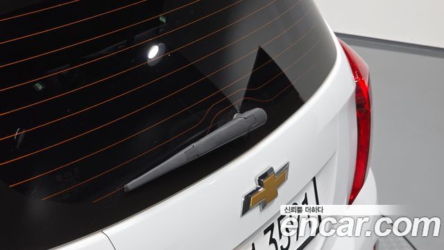 Chevrolet Spark LT 2022 — фото 30