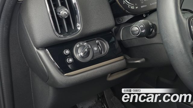 MINI Cooper Countryman Classic 2nd 2022 — фото 24