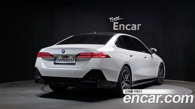BMW 5 Series (G60) 520i M Sport 2025 — фото 2