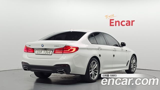 BMW 5 Series (G30) 520d xDrive M Sport Package Plus 2017 — фото 2