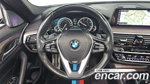 BMW 5 Series (G30) 520d xDrive M Sport Package Plus 2017 — фото 11