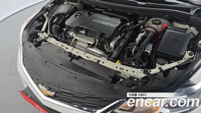 Chevrolet Cruze 1.4 Turbo LT Deluxe 2017 — фото 6