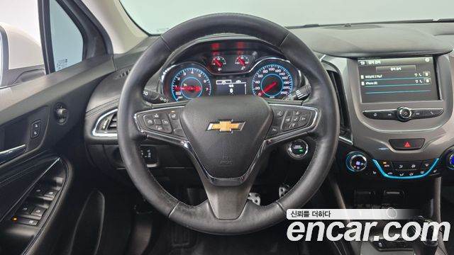 Chevrolet Cruze 1.4 Turbo LT Deluxe 2017 — фото 17