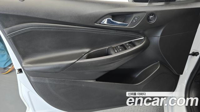 Chevrolet Cruze 1.4 Turbo LT Deluxe 2017 — фото 30