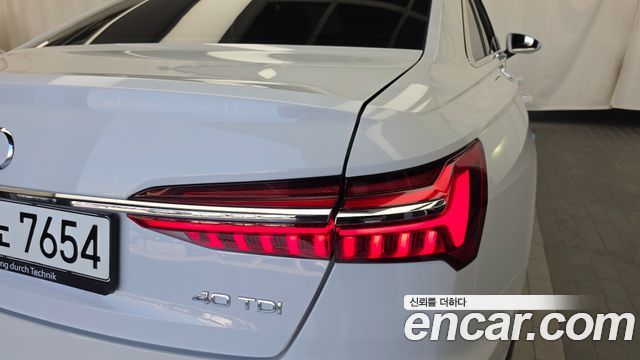 Audi A6 (C8) 40 TDI Premium 2023 — фото 23