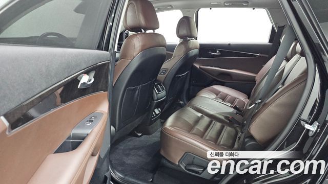 Kia Sorento Diesel 2.0 2WD Noblesse Special 2017 — фото 12