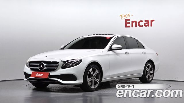 Mercedes-Benz E-Class (W213) E220d Avantgarde 2019 — фото 1