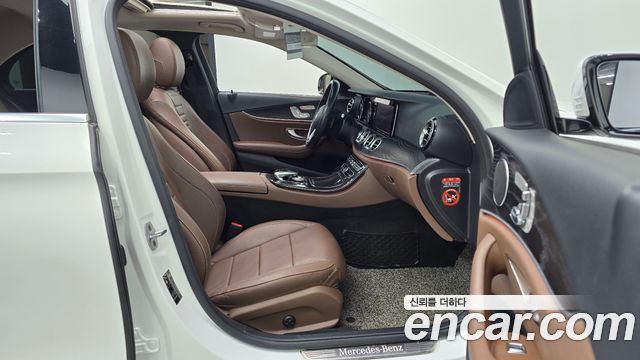 Mercedes-Benz E-Class (W213) E220d Avantgarde 2019 — фото 11