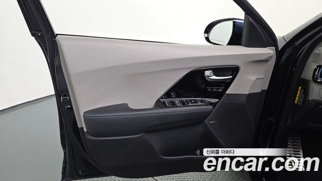 Kia Niro EV Noblesse 2019 — фото 24