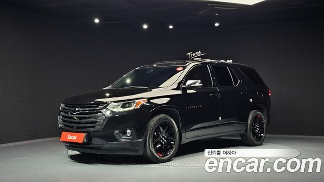Chevrolet Traverse 3.6 AWD Redline 2021 — фото 1
