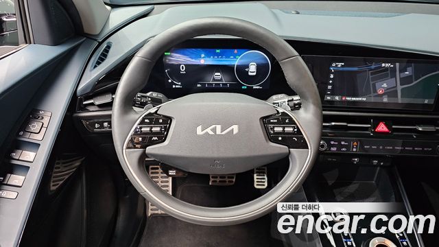 Kia Niro Signature 2022 — фото 13