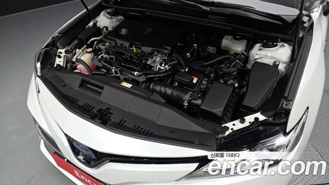 Toyota Camry (XV70) 2.5 XLE Hybrid 2019 — фото 6