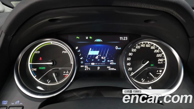 Toyota Camry (XV70) 2.5 XLE Hybrid 2019 — фото 8
