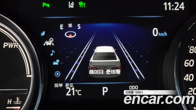 Toyota Camry (XV70) 2.5 XLE Hybrid 2019 — фото 17