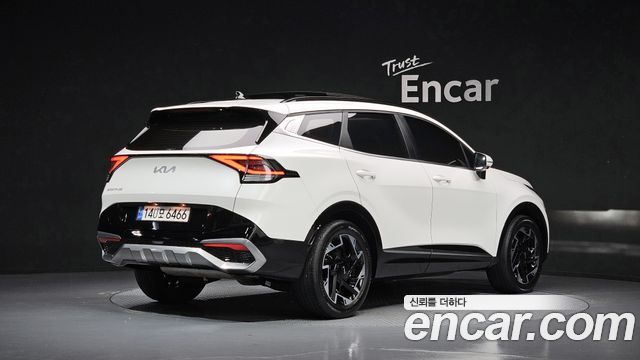 Kia Sportage (V) Gasoline 1.6 Turbo 2WD Signature 2022 — фото 2