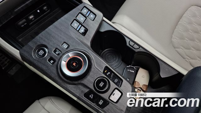 Kia Sportage (V) Gasoline 1.6 Turbo 2WD Signature 2022 — фото 9