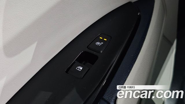 Kia Sportage (V) Gasoline 1.6 Turbo 2WD Signature 2022 — фото 17