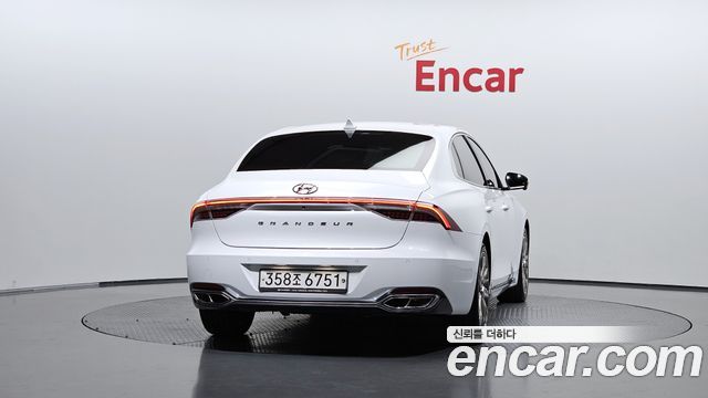 Hyundai Grandeur (IG) 2.5 Calligraphy 2020 — фото 4