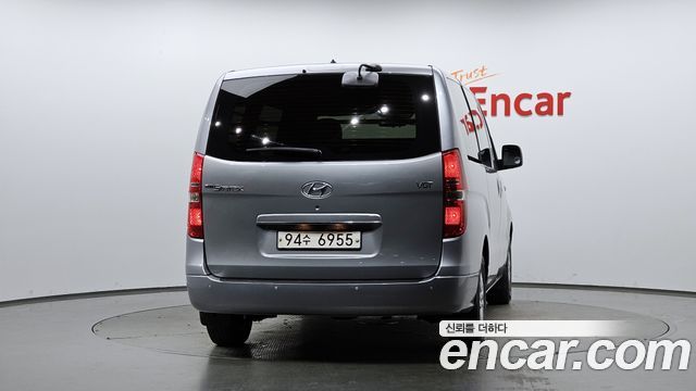 Hyundai Grand Starex Van 3-Seater Smart 2021 — фото 4