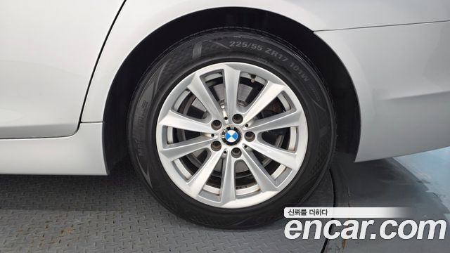 BMW 5 Series (F10) 520d 2012 — фото 5