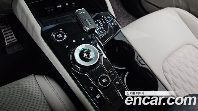 Kia Sportage Hybrid (V) Signature Gravity 2WD 2023 — фото 9