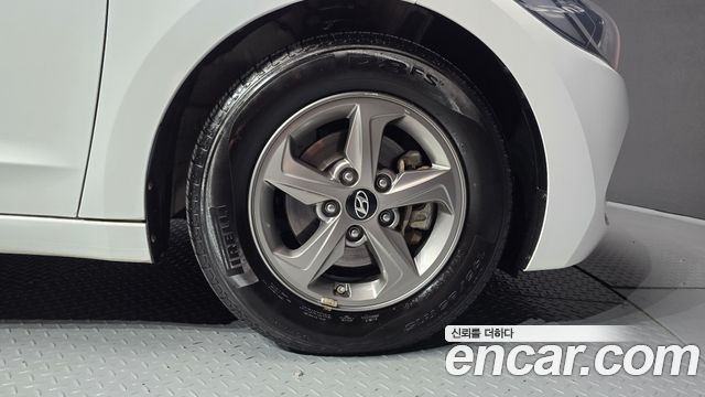 Hyundai Avante (AD) 1.6 GDI Smart 2017 — фото 21