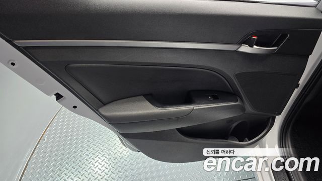 Hyundai Avante (AD) 1.6 GDI Smart 2017 — фото 25