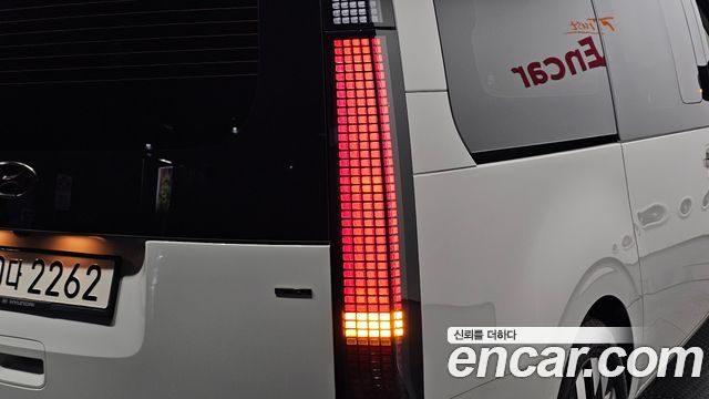 Hyundai Staria 4WD Camper Prestige Camper 11Seater 2023 — фото 23