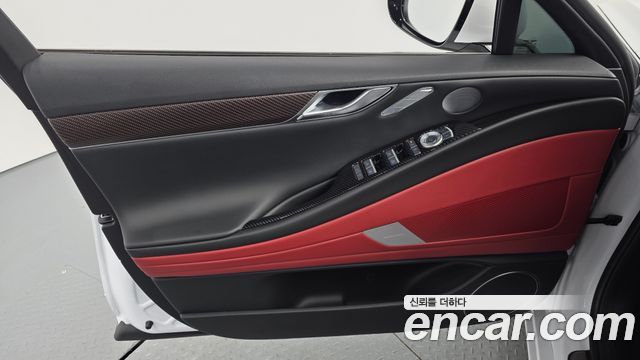 Genesis G80 (RG3) Gasoline 2.5 Turbo AWD 2026 — фото 24