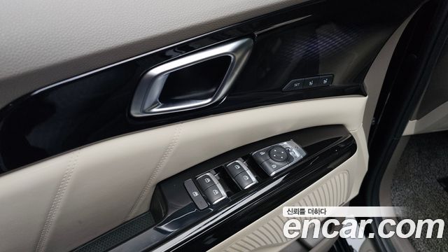 Kia Carnival (IV) Diesel 7-Seater Hi-Limousine Signature 2022 — фото 29