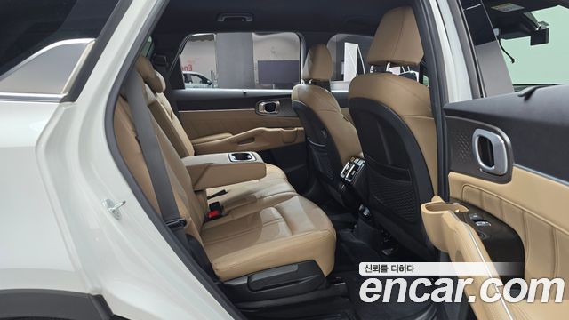 Kia Sorento (IV) Gasoline 2.5T 4WD Noblesse 2024 — фото 11