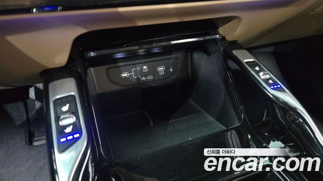 Kia Sorento (IV) Gasoline 2.5T 4WD Noblesse 2024 — фото 28