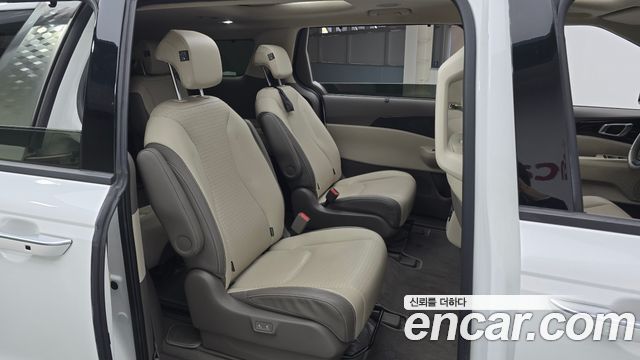 Kia Carnival (IV) Gasoline 9-Seater Signature 2024 — фото 12