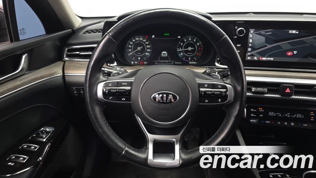 Kia K5 (III) 2.0 Noblesse 2020 — фото 13